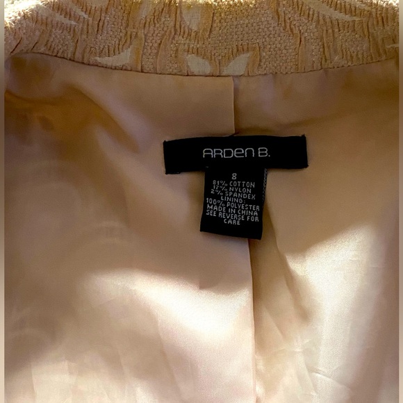 Arden B Brocade Cream & White Three Button Tie Blazer Jacket - Picture 10 of 10